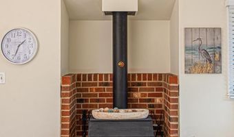 31 DRIFTWOOD Ln, Berlin, MD 21811