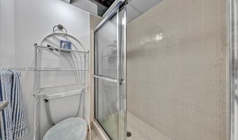 10101 Collins Ave 16B, Bal Harbour, FL 33154