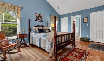 16 Sunview Cir, Arden, NC 28704