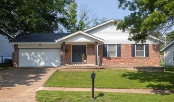 531 Charoak Dr, Ballwin, MO 63021