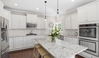 212 Pinnacle Ct, Adams Twp., PA 16059