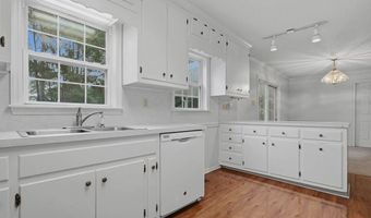 2008 McIntosh Rd, Albany, GA 31701