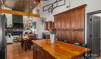 41 Ben Lippen School Rd, Asheville, NC 28806