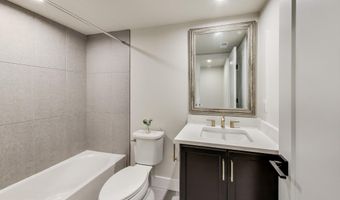 6934 RENITA Ln, Bethesda, MD 20817