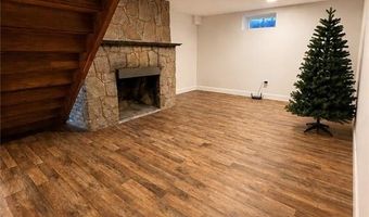 44 Pavilion Ave, Cranston, RI 02920