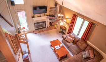 10 Bunny Ln, Wilmington, VT 05363