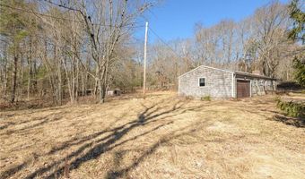 213 Hallville Rd, Exeter, RI 02822