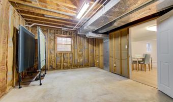 6212 MASSACHUSETTS Ave, Bethesda, MD 20816