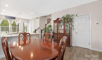 2817 Shamrock Dr, Charlotte, NC 28205