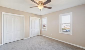 321 NE 9th St, Ankeny, IA 50021