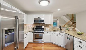 20409 BASELINE Ter, Ashburn, VA 20147