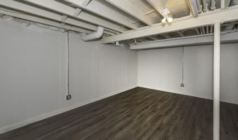 3305 Williamsburg Rd, Ann Arbor, MI 48108