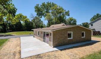 1823 E Park Pl, Arlington Heights, IL 60004
