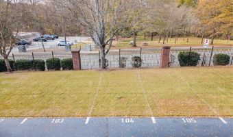 225 Oak St 104, Athens, GA 30605