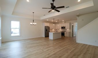 225 Meredith Dr, Bainbridge, GA 39819
