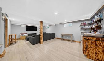 131 Dorset Ave, Albertson, NY 11507