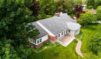 133 Tupelo Hill Dr, Cranston, RI 02920