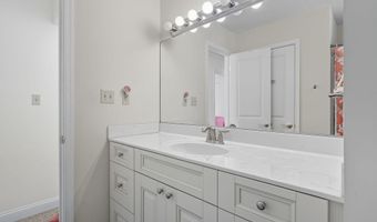 273 7TH St, Avalon, NJ 08202