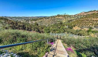 3734 Foxglove Ln, Fallbrook, CA 92028