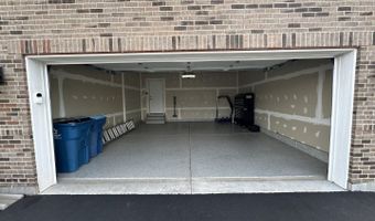 769 W Fairway Dr, Addison, IL 60101