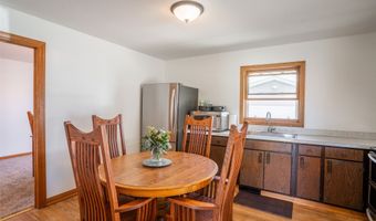 1206 3rd Ave SE, Altoona, IA 50009