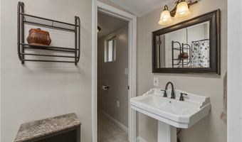 1611 Hillcrest, Fallbrook, CA 92028