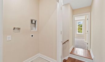 1602 N BOND St, Baltimore, MD 21213