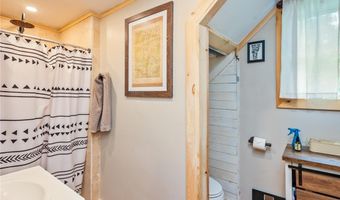 258 E State St, Albion, NY 14411