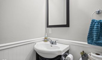 640 Blossom Dr, Avon, IN 46123