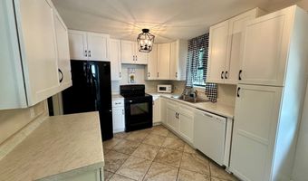 1242 Lake Douglas Rd, Bainbridge, GA 39819