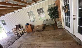 726 Hellard Rd, Annville, KY 40402