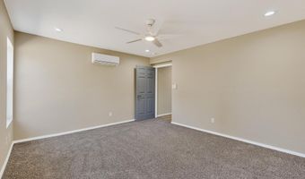 1135 Lillie Dr, Bosque Farms, NM 87068