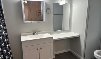 905 LAURA LEE Cir 201, Bear, DE 19701