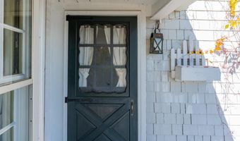 1475 Washington St, Bath, ME 04530