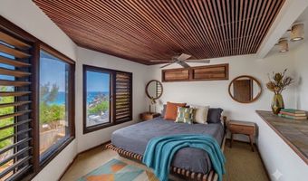 4134 Black Point Rd, Honolulu, HI 96816
