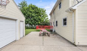 1136 W ROBERTS Ave, Appleton, WI 54914