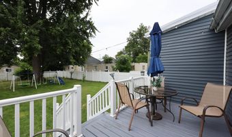 304 Oak St, Angola, IN 46703