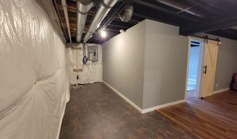 195 Jade Ct, Alma, MI 48801