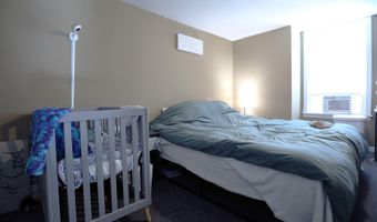 41 Dunn St, Auburn, ME 04210