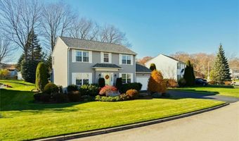 26 Scituate Farms Dr, Cranston, RI 02921