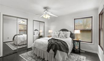 9204 Kit Dr, Affton, MO 63123