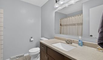 1140 Hillview Dr, Abingdon, VA 24210