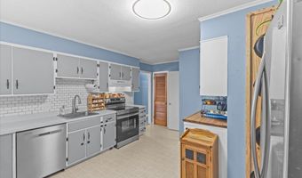 28 Ridgewood Ter, Barre, VT 05641