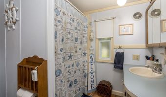 279 Hunter North Rd, Alburgh, VT 05440