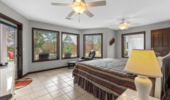 40 LaVanda Ln, Hot Springs Village, AR 71909