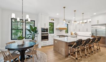 4684 Cedar Island Ct, Awendaw, SC 29429
