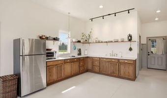 1770 Porthill Loop, Bonners Ferry, ID 83805