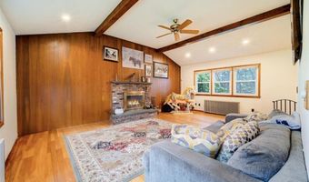 20 Provost Dr, Airmont, NY 10901