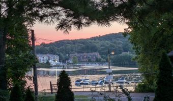 1 Boat Rd, Danbury, CT 06811