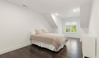 11 Crenshaw Ln 11, Andover, MA 01810